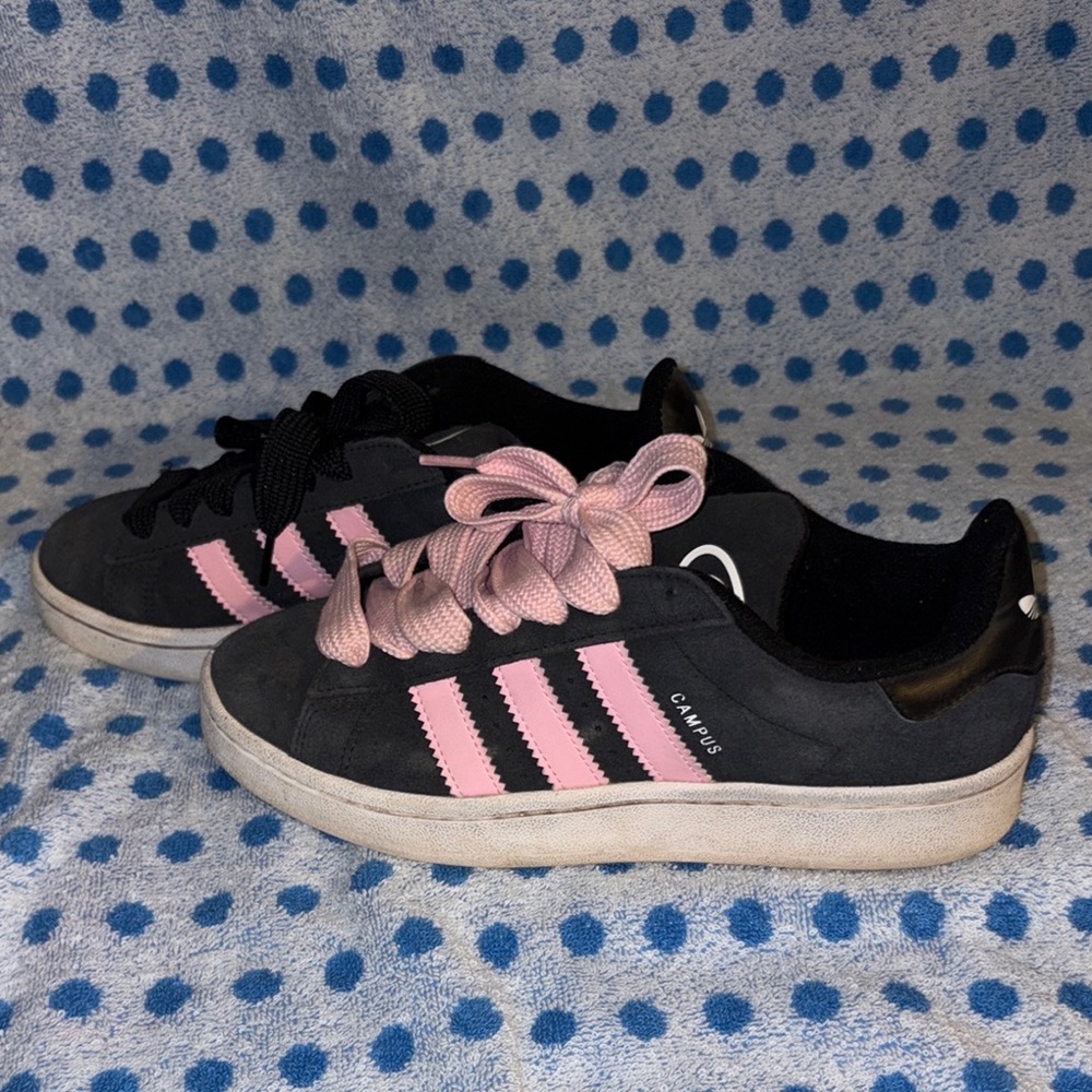 Adidas Black and Pink Casual Sneakers
